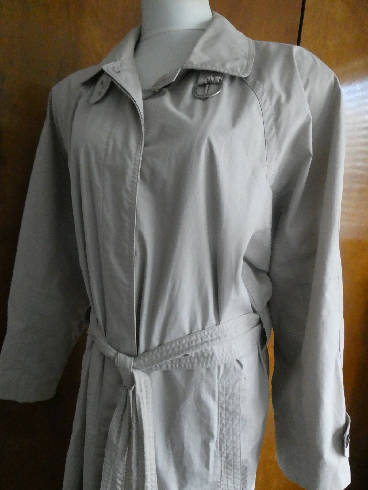 Misty Harbor Women’s Beige Long Trench Coat VTG Size 14