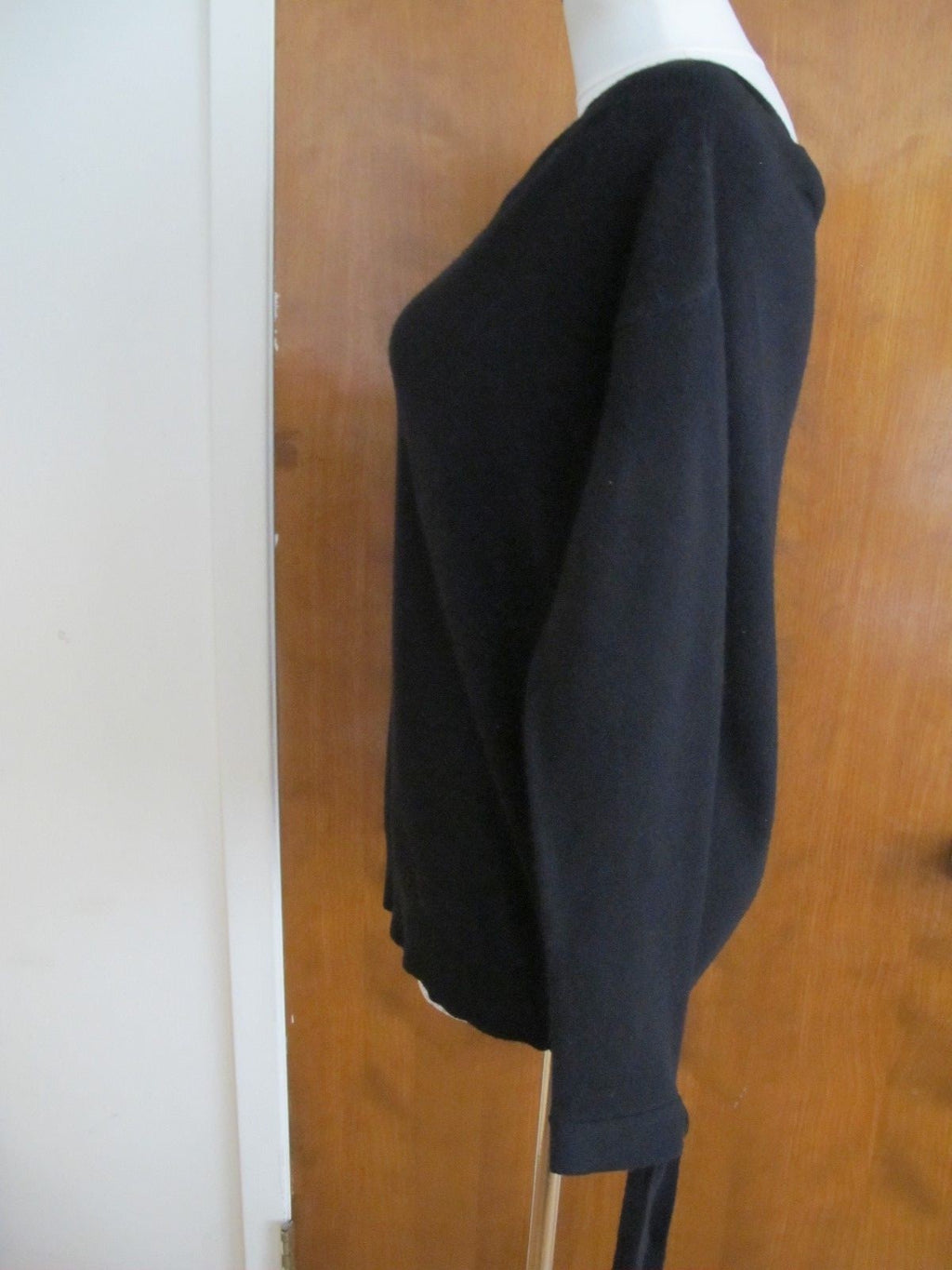 Theory Women's Black Cashmere Sweater P 