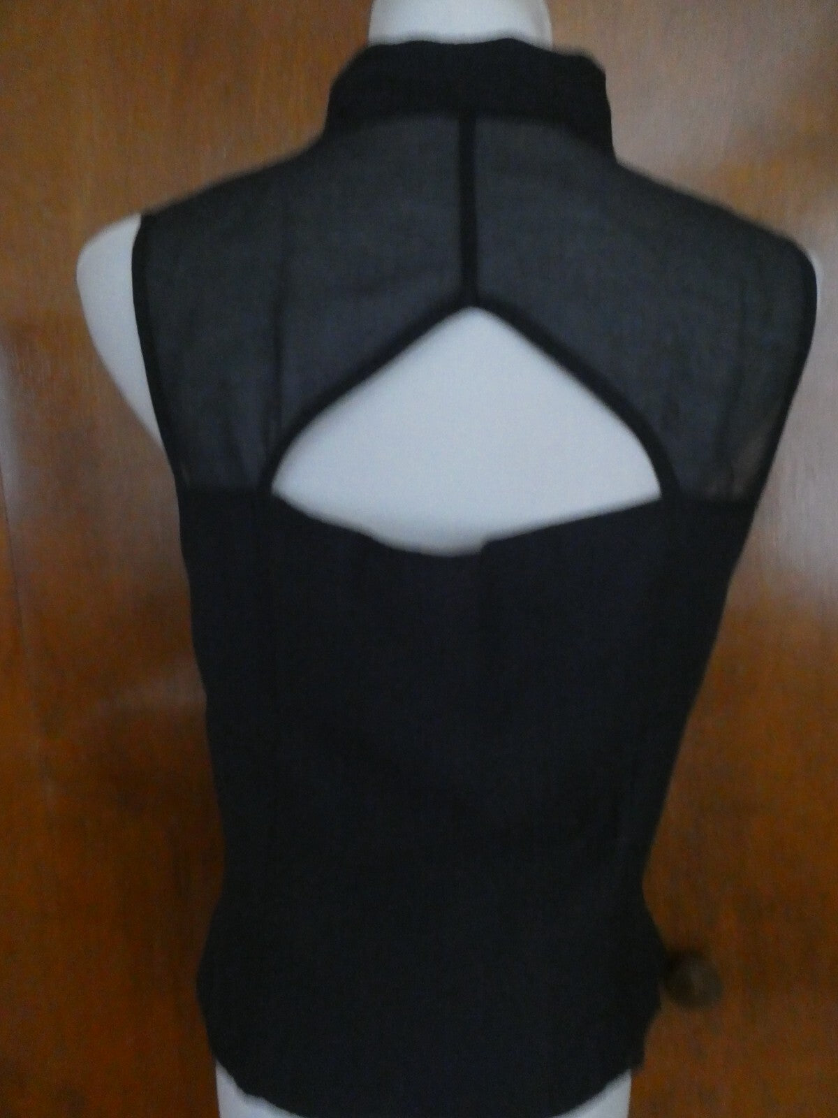 Rachel Roy black lined decorated embellished evening blouse sz 12 (fits size 10)