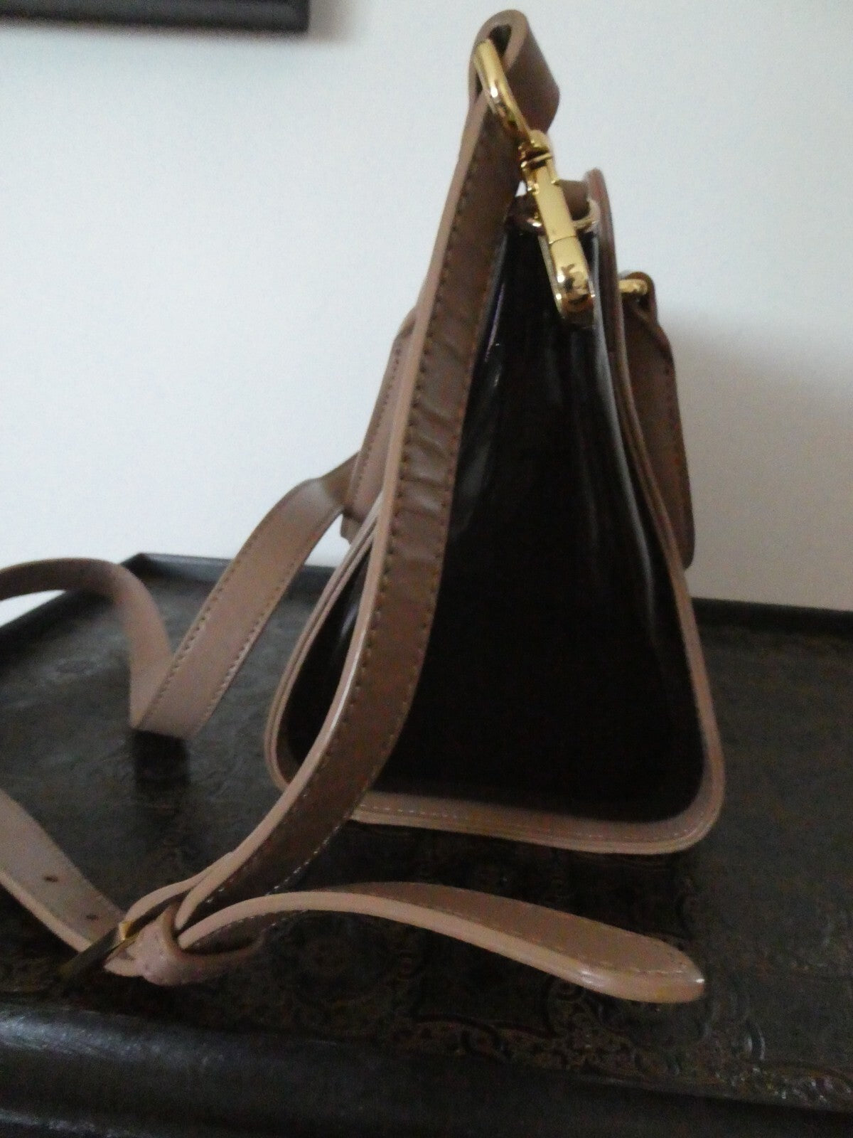 Ted Baker London Leather Crossbody Bag Nude/Black Top Handle Gold Bow Handbag