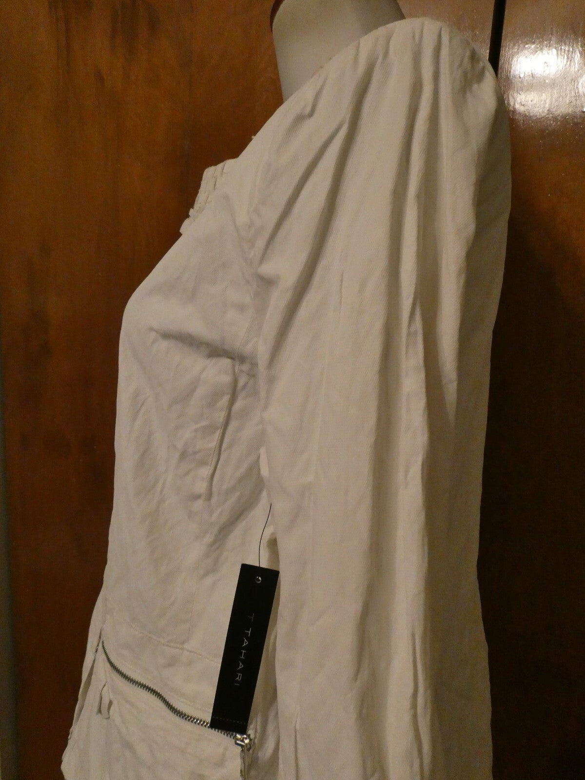 Tahari women's white soft cotton/nylon lined blazer US 14, UK 18, IT 50