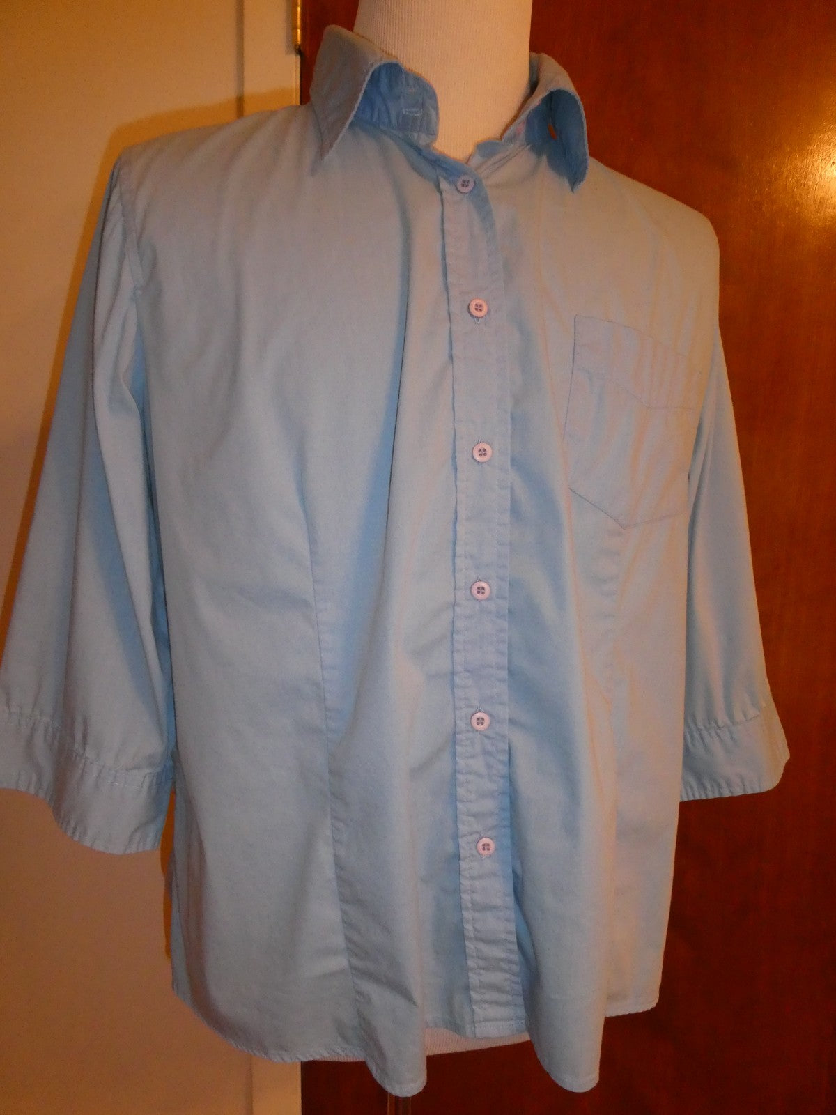 Avenue Women’s Top Size 18/20 Blue Button Front 3/4 Sleeve Stretch Plus