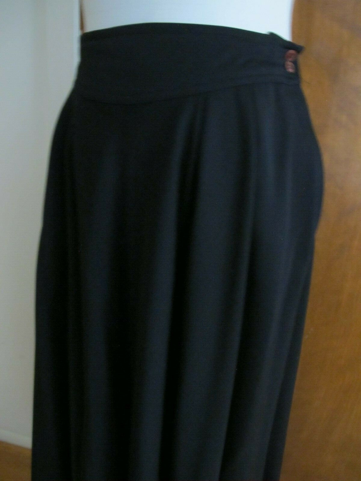 Rafaella woman's black A Line long skirt size 10 (fits size 8)