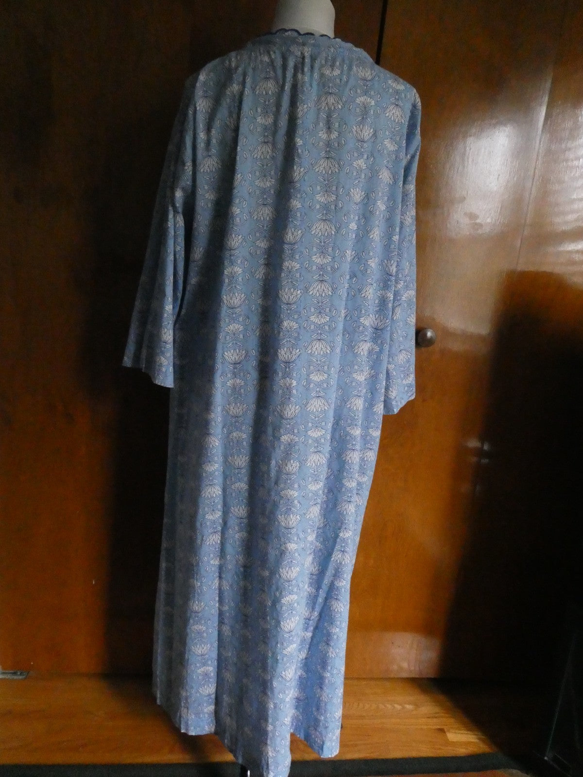Tucker Nuck Maxi Dress XL Blue Floral 100% Cotton Soft Boho Lounge Caftan