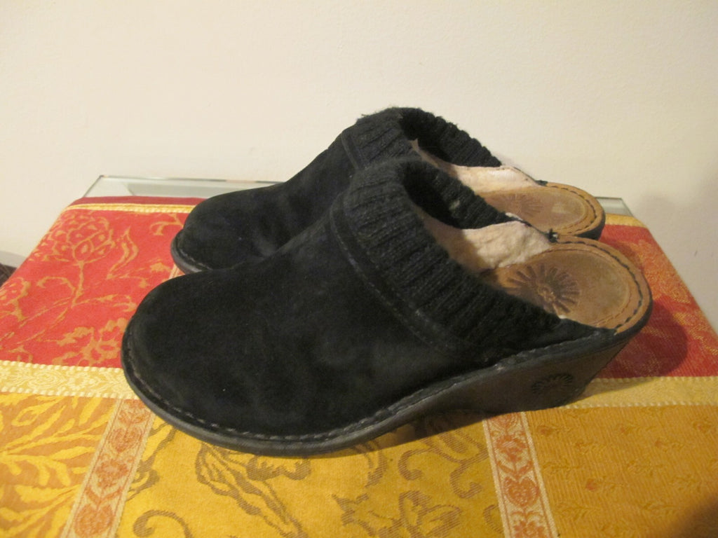 Ugg Australia SN 1934 Black Suede Sheep Shearling Lined Women’s Slippers Size 6