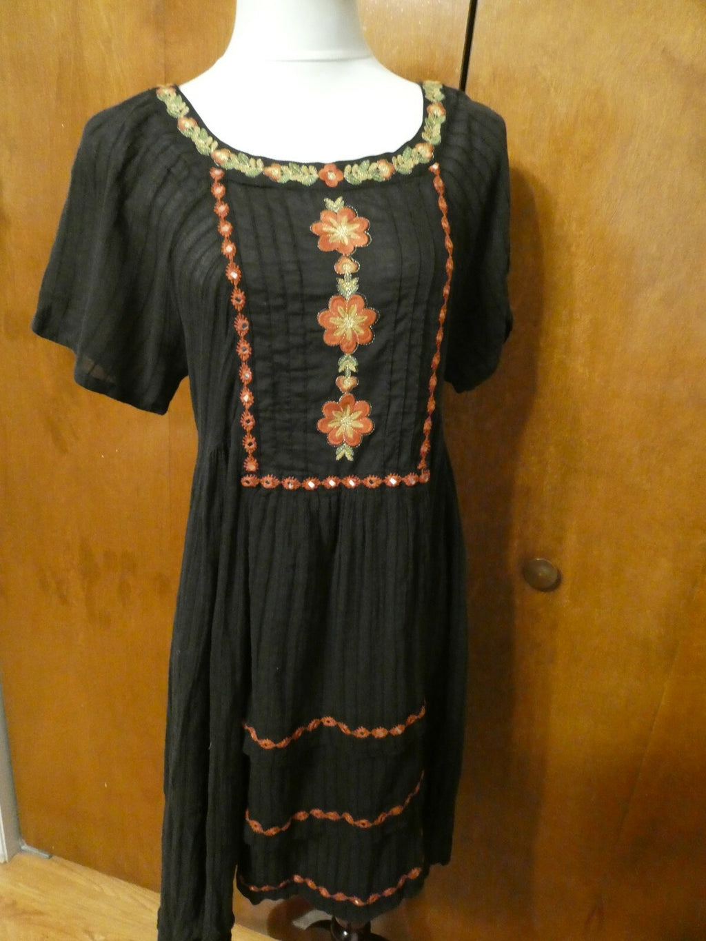 Free People Women’s Asymmetric Black Embroidered Soft Cotton Dress Small 