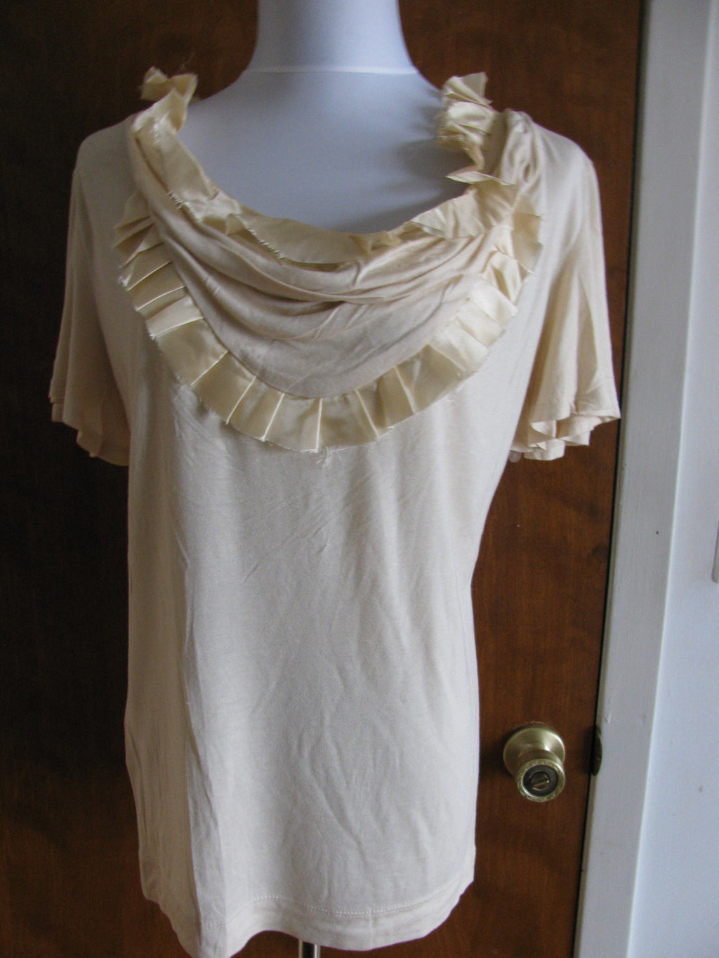 BCBG women's Ivory rayon ruffle decorated top New