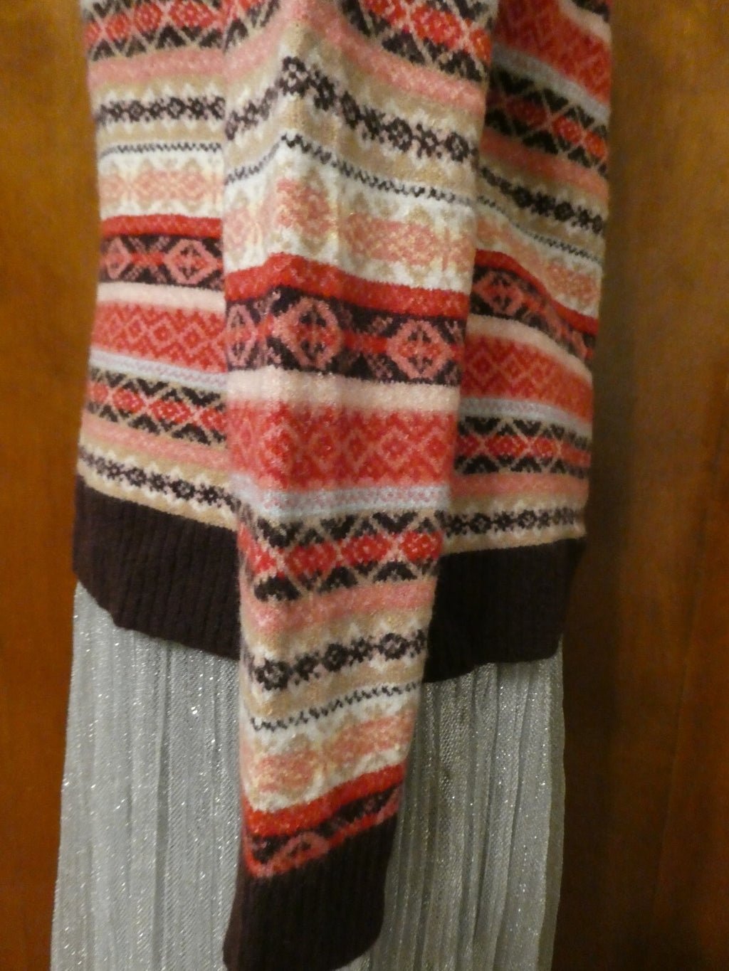 New York&Company women's multicolor long sleeves sweater size Medium preowned