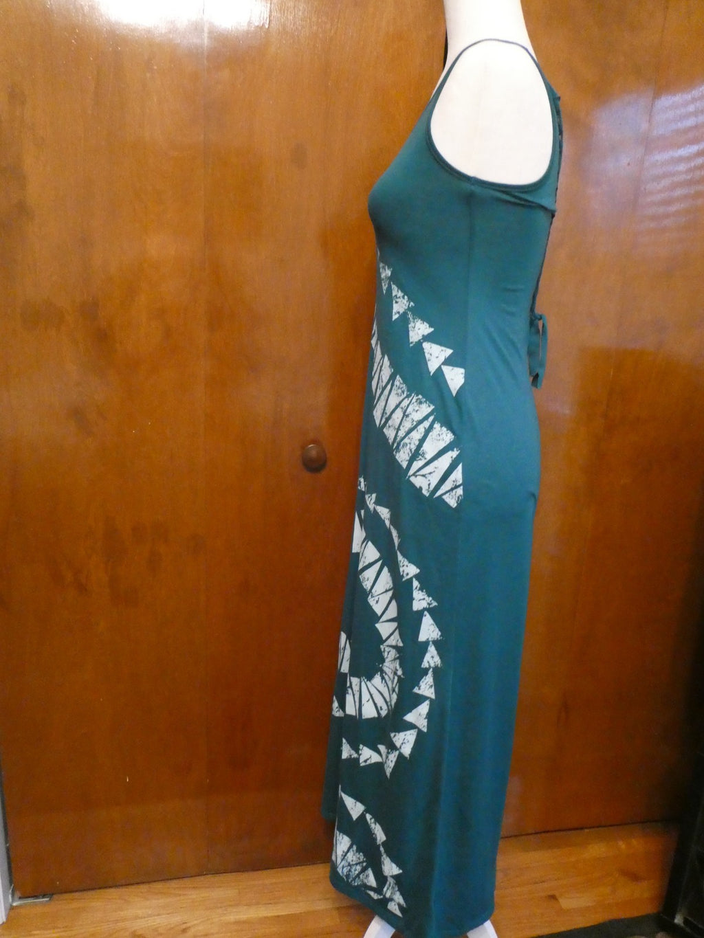 Material Girl Junior Small Maxi Dress Green White Geometric Print Lace Up Back
