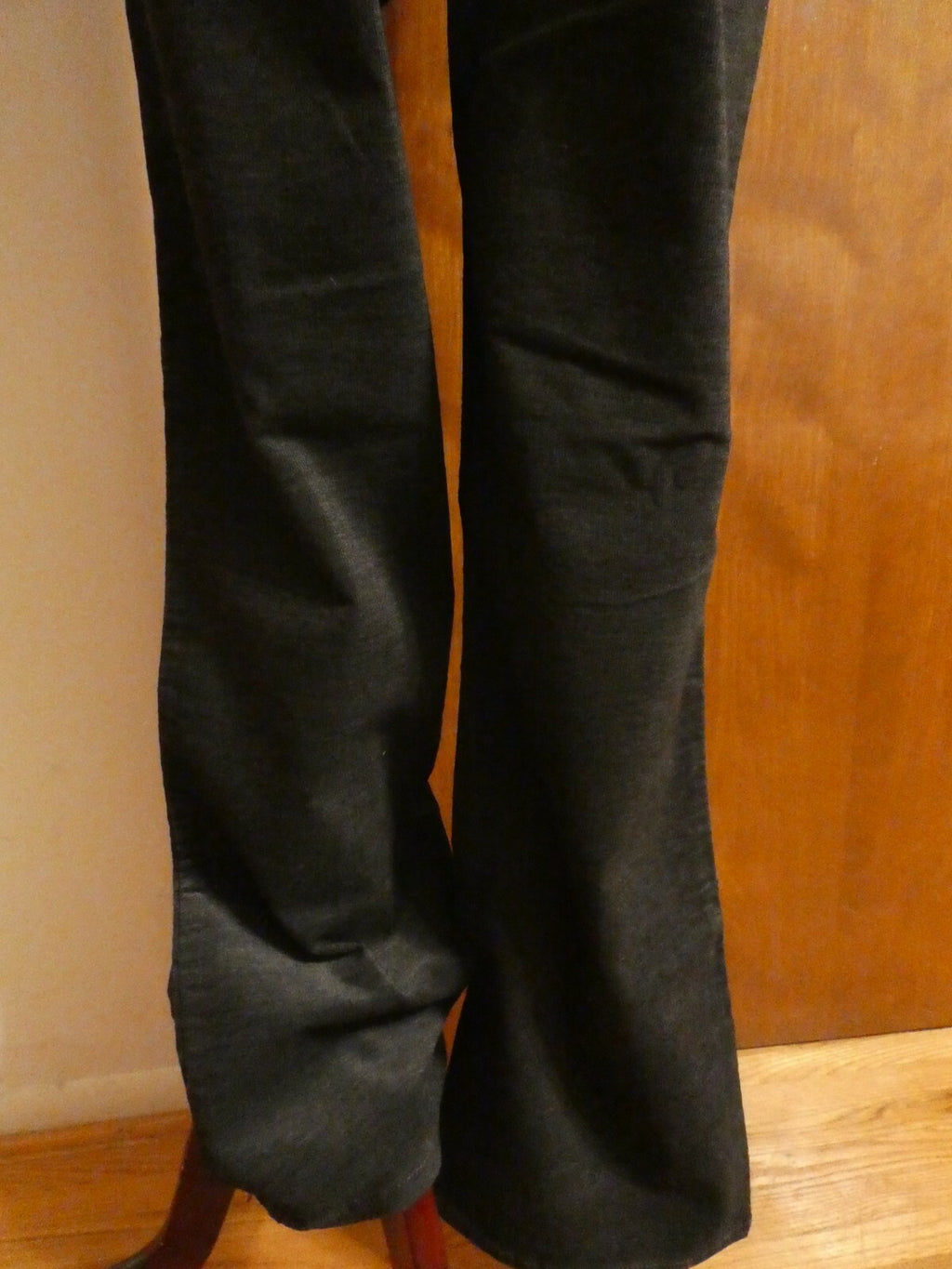 Jones New York Signature Stretch women's gray pants size 10 