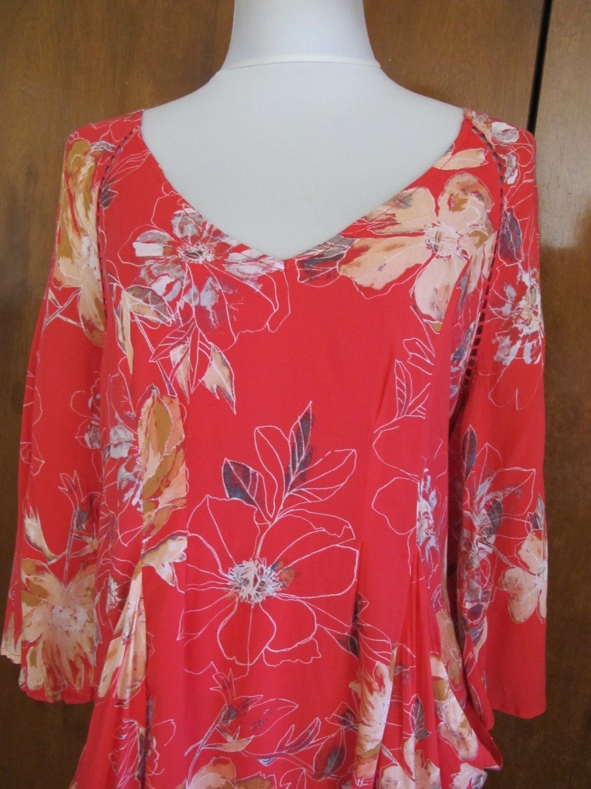 Free People women multi color relaxed fit short lined 3/4 Sleeve rayon dress 10 