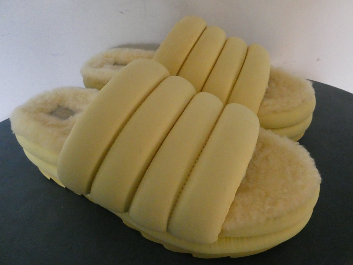 UGG Women Banana Yellow Maxi Sheepskin Platform Slide Women Size US 11
