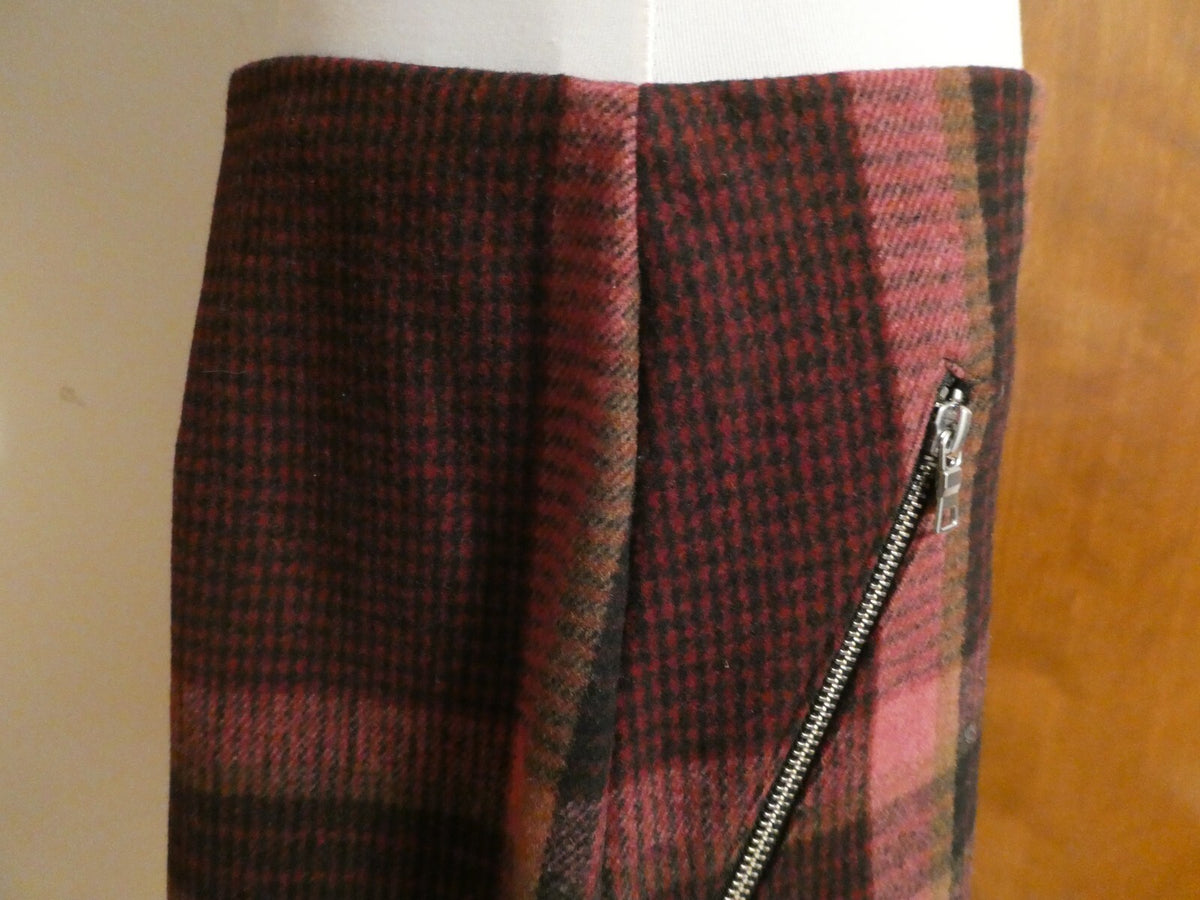 Gap women’s multicolor zip pockets mini skirt size 12
