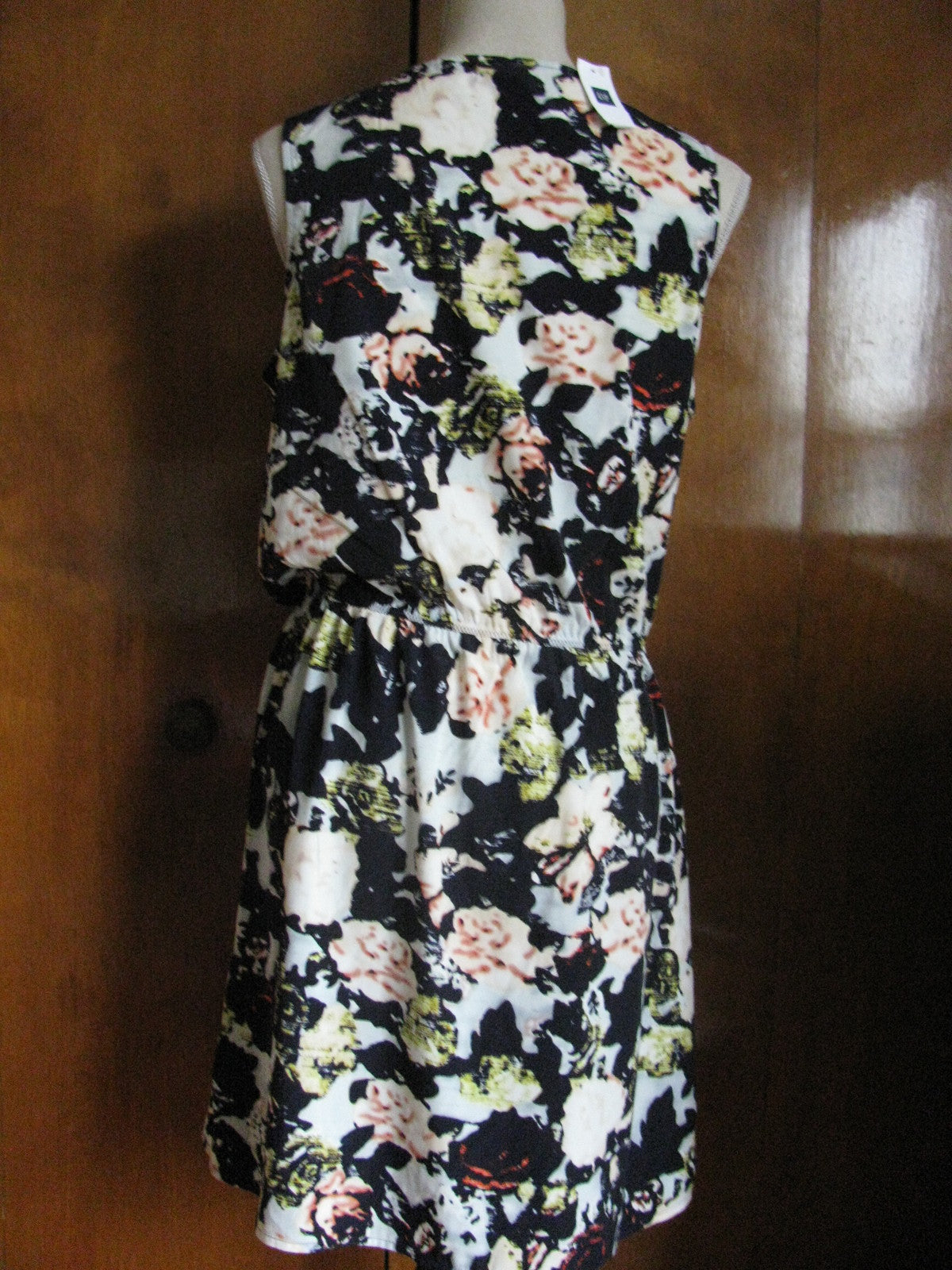 Gap women's multi color summer dress Size 12 