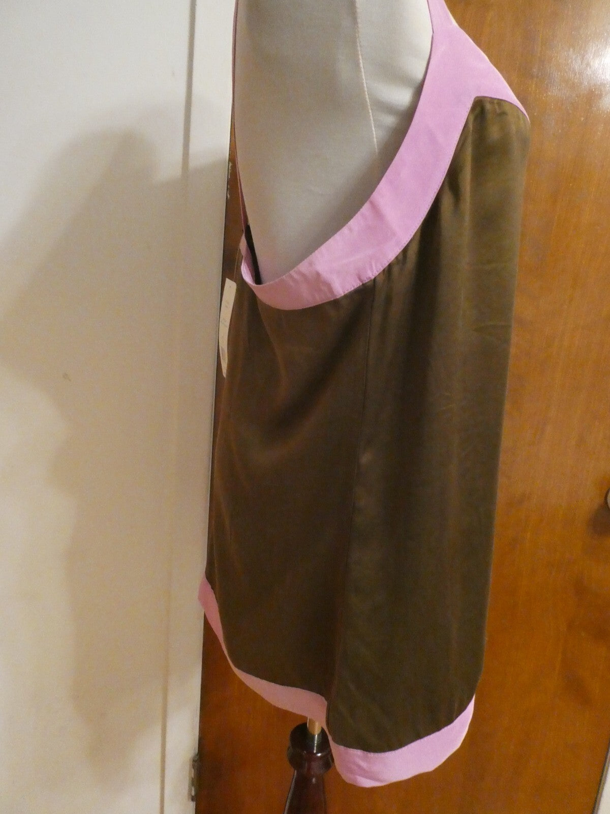 French Connection women's bullfrog/mulberry silk/ rayon top size 12 retail $118