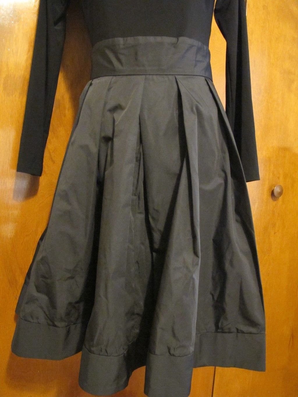 Lauren Ralph Lauren women’s black pleated skirt evening gorgeous dress 4 New