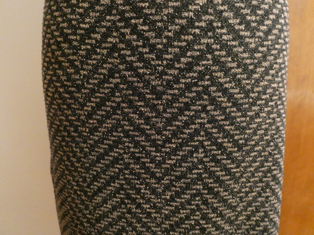New York & Company woven pattern pencil classic and polished skirt Medium