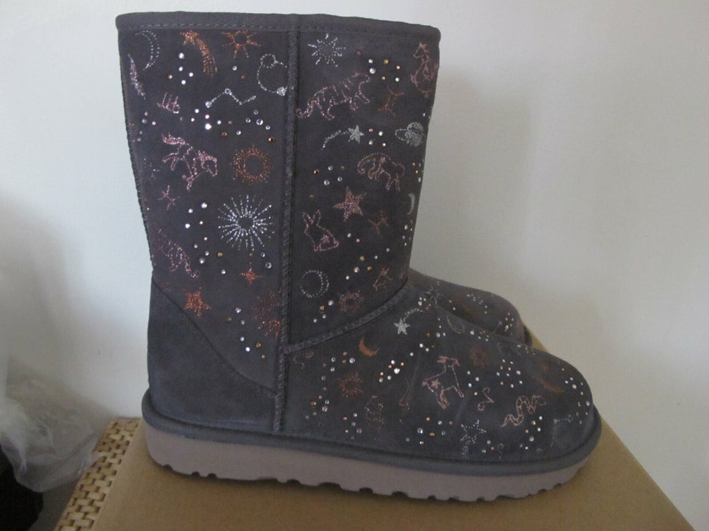 UGG CLASSIC ZODIAC WOMEN'S SHORT GRAY SHORT NIGHTFALL SUEDE SHEEPSKIN  BOOTS 7