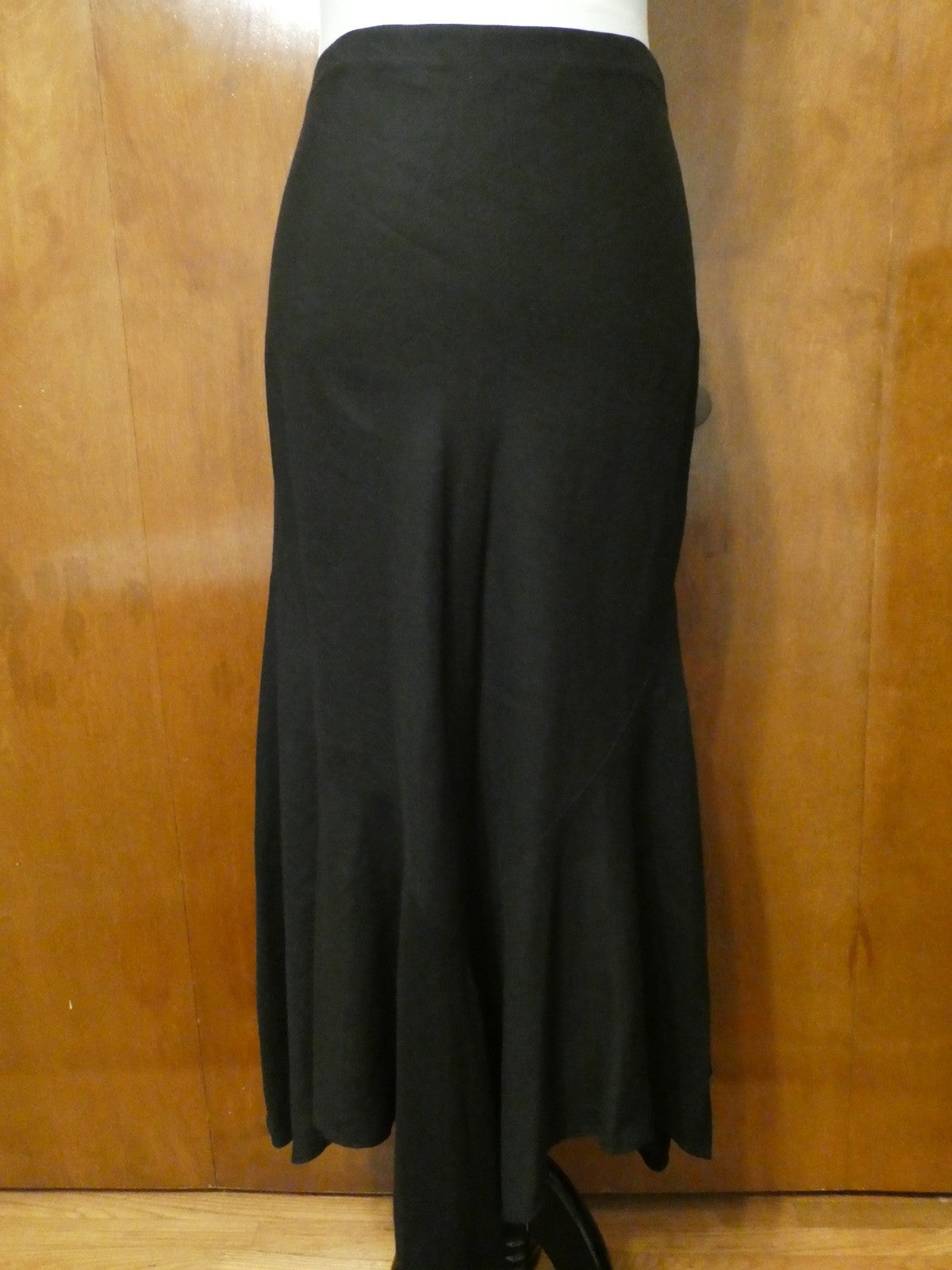 Larry Levine Women Black Linen Rayon Skirt Flare Hem Elegant Long Skirt Size 10