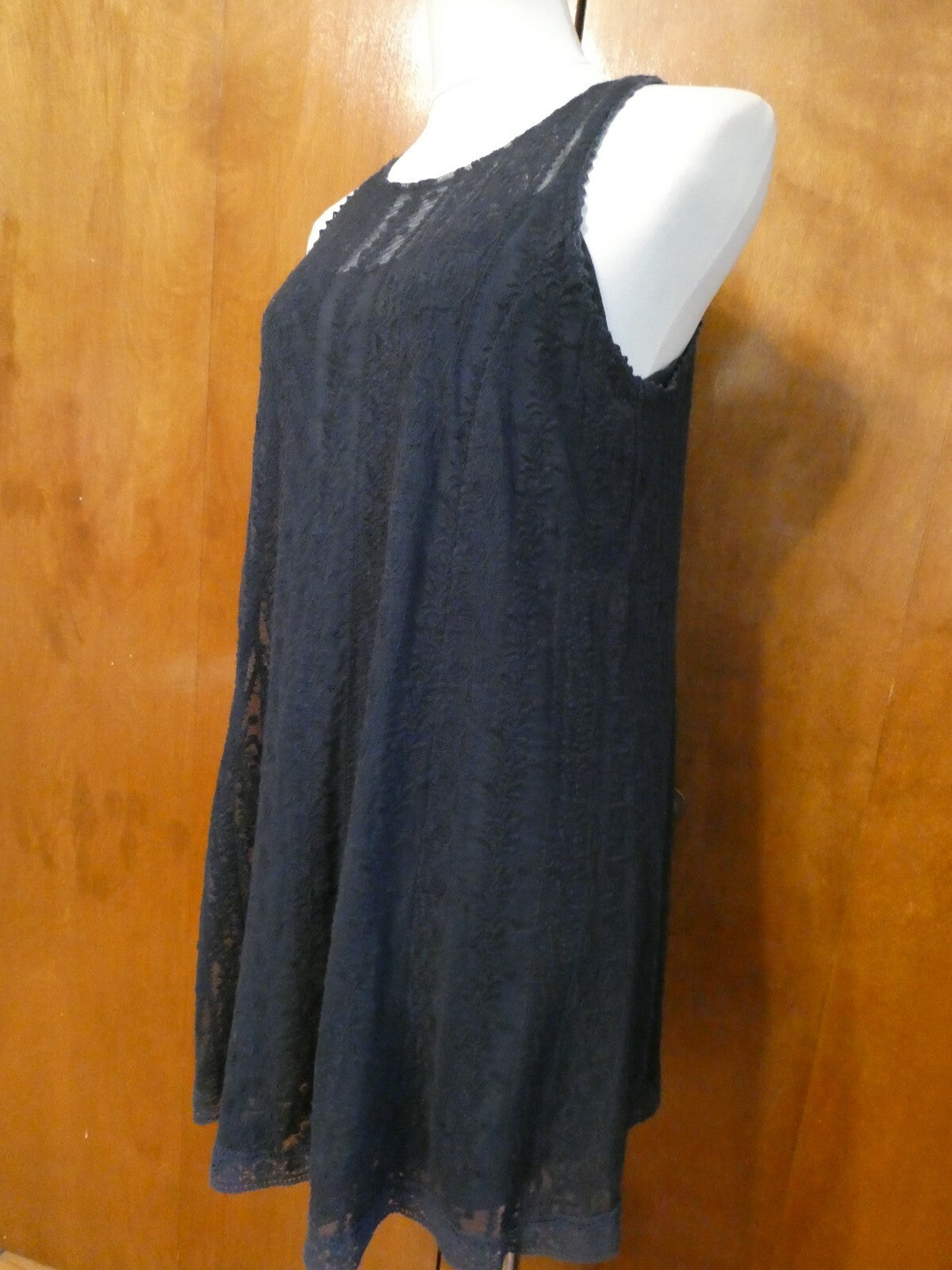 Abercrombie & Fitch women's navy lined evening dress Large (can fit Medium)