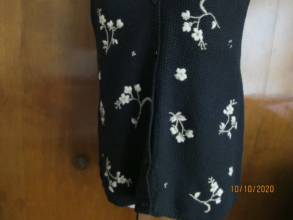 Van Heusen women’s navy vest size Xlarge 
