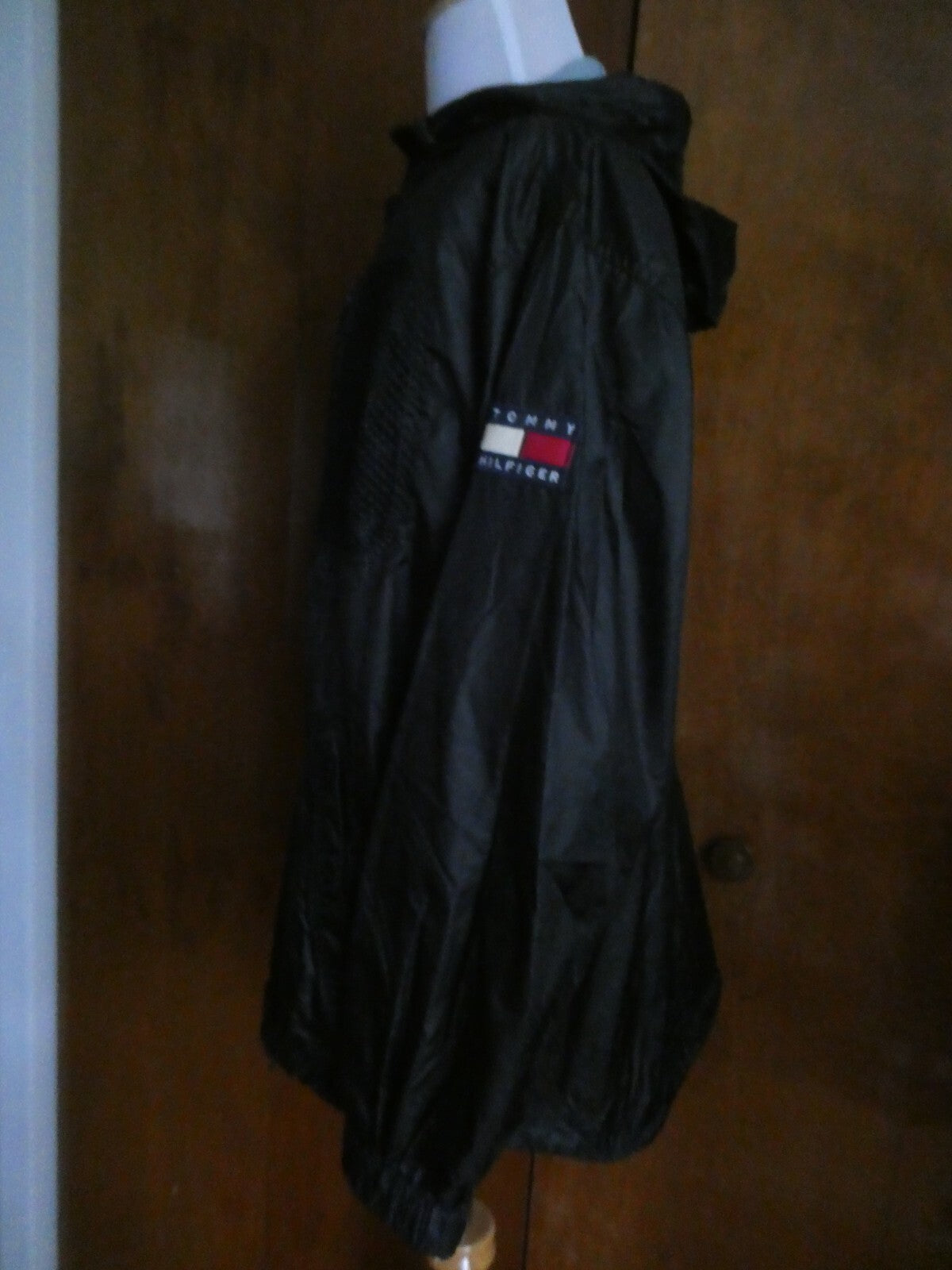 Tommy Hilfiger Windbreaker Vintage Hooded Jacket Size Medium