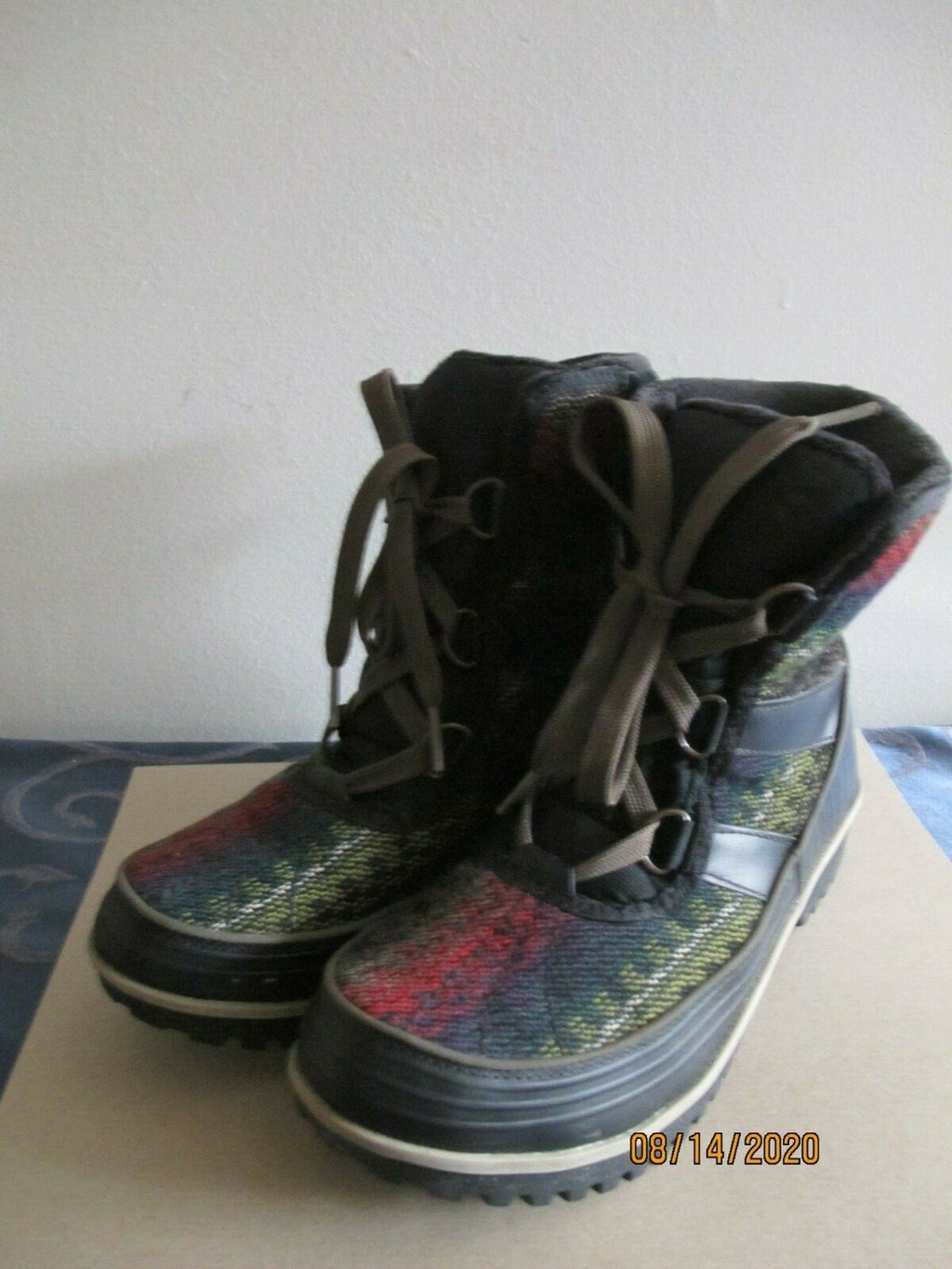 Sorel Women’s Black Multi Color Waterproof Boots Size 8 Fits 7.5