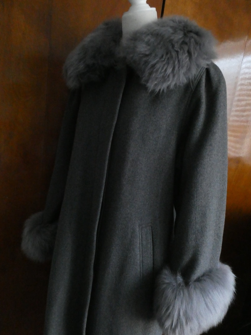 Berghaus Wool Coat with Lama Fur Trim Women Long Coat Sz 46 (US Sz 10) England