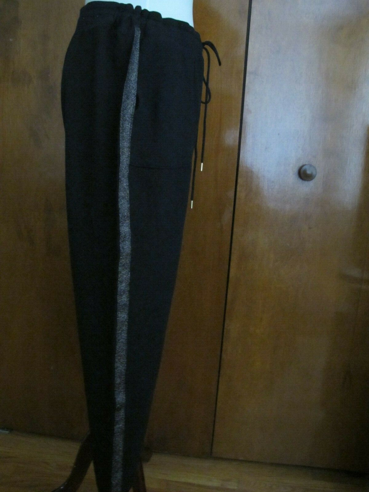 Gap women’s black flannel sweatpants Large