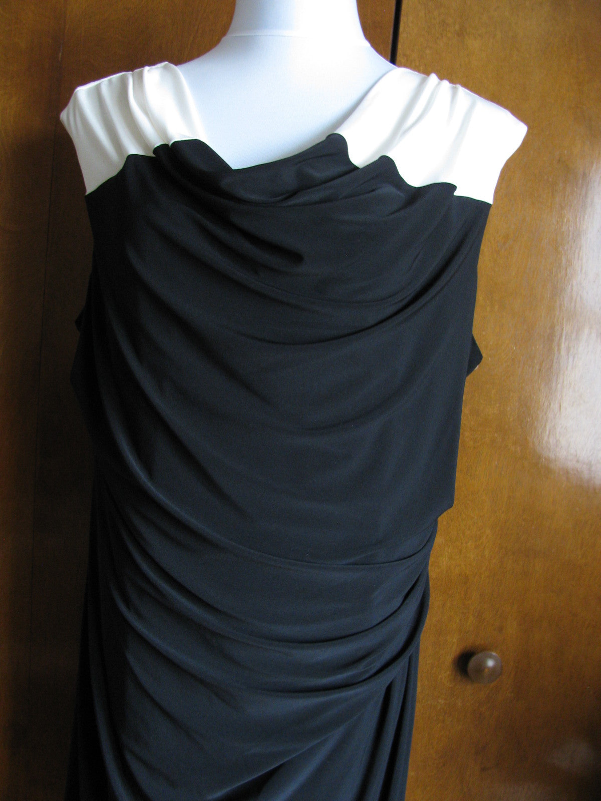 Ralph Lauren Women's Black White Faux Wrap Evening Lined Dress Size 14
