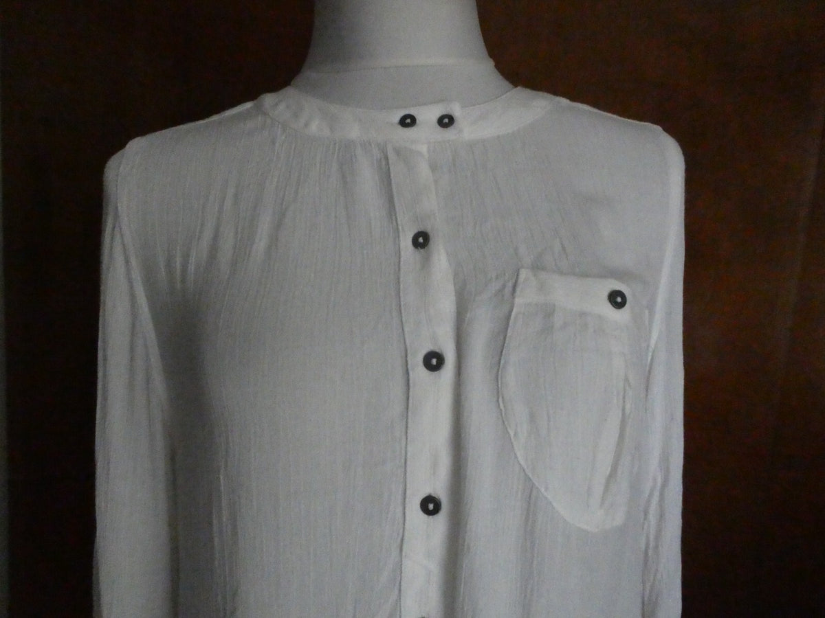 Free People women's ivory long sleeves rayon tunic top size Medium