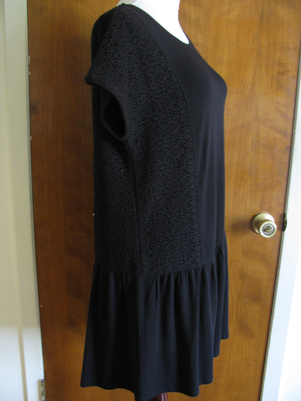 Kensie women’s black detailed crocheted insert dress Large