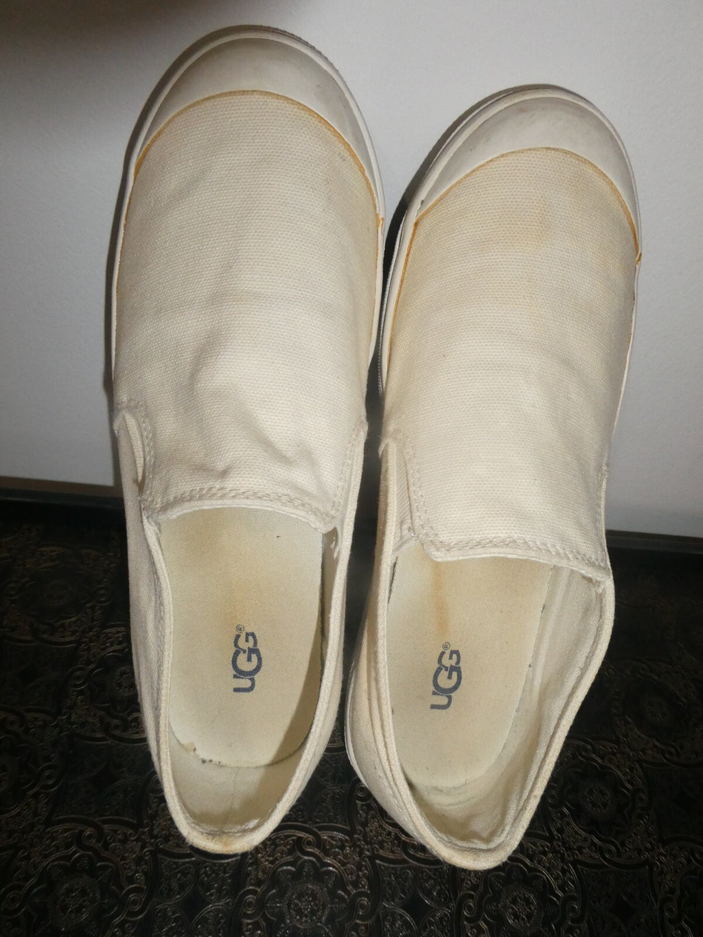 UGG Women’s Ivory Slip On Sneakers Size 5 US
