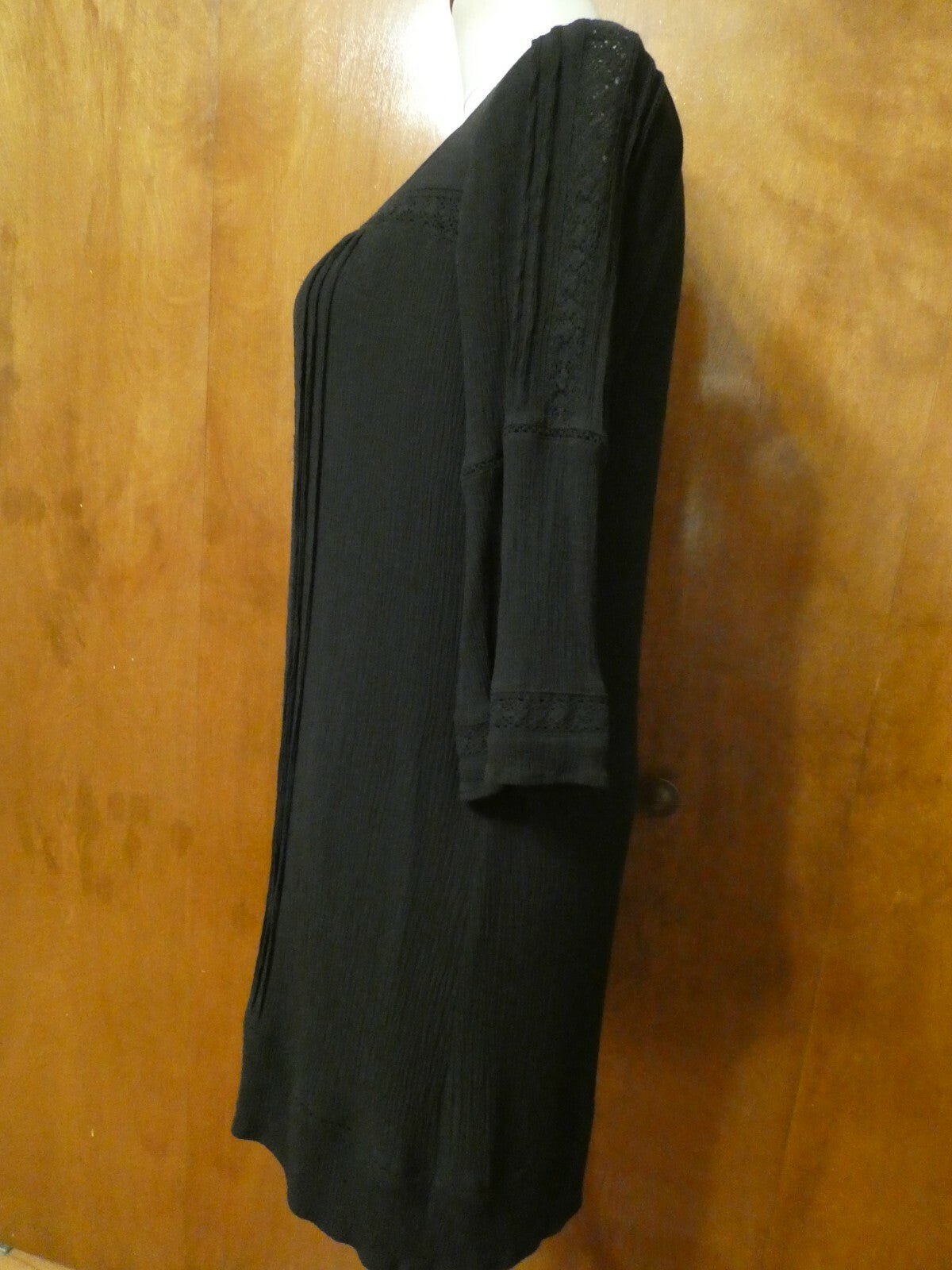 Sanctuary women’s black 3/4 sleeves detailed lined rayon dress Small