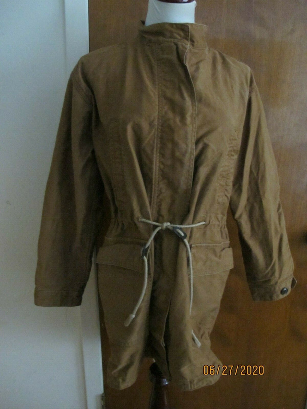 Gap women’s brown stylish coat jacket 3 in one size Xsmall 