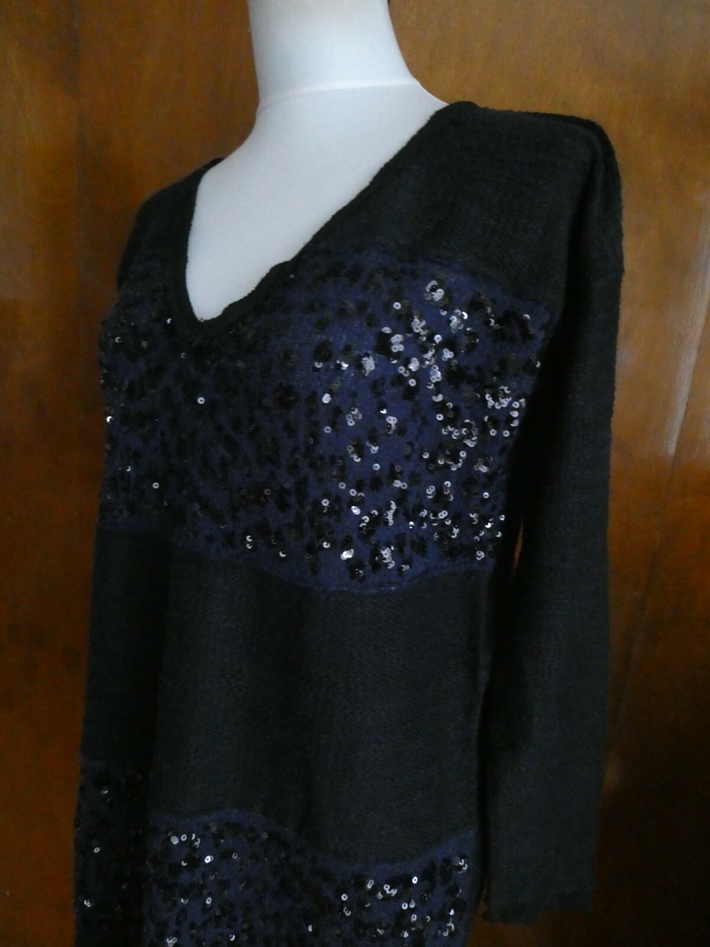 Free People women's black embellished gorgeous long sweater Small