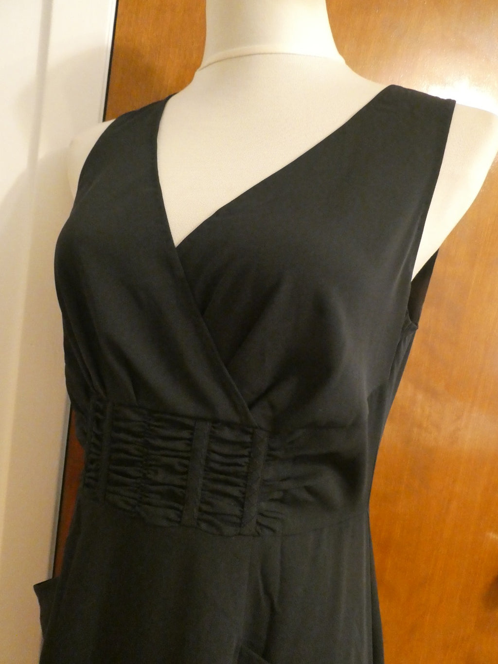 Elie Tahari Women's Black Evening Dress Size 10 