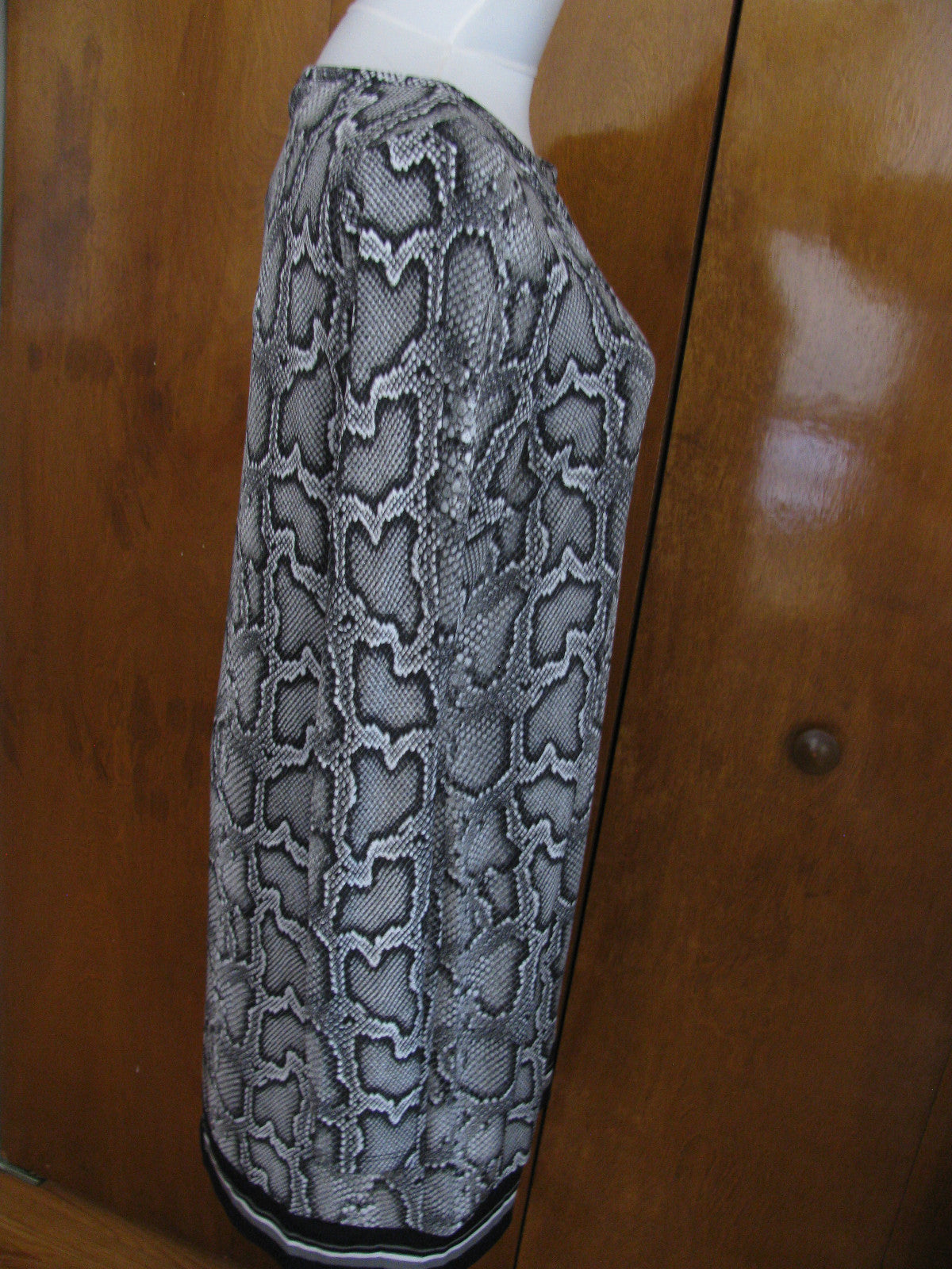 Michael Kors women’s snake print boat neck jersey shift long sleeves dress