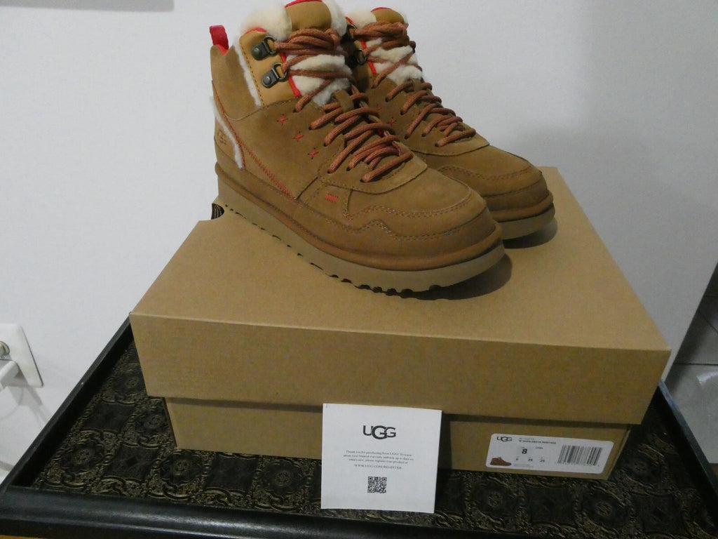 UGG HIGHLAND HI HERITAGE Women’s Chestnuts 7.5, 8 Sneaker/Boot Model# W/1123714