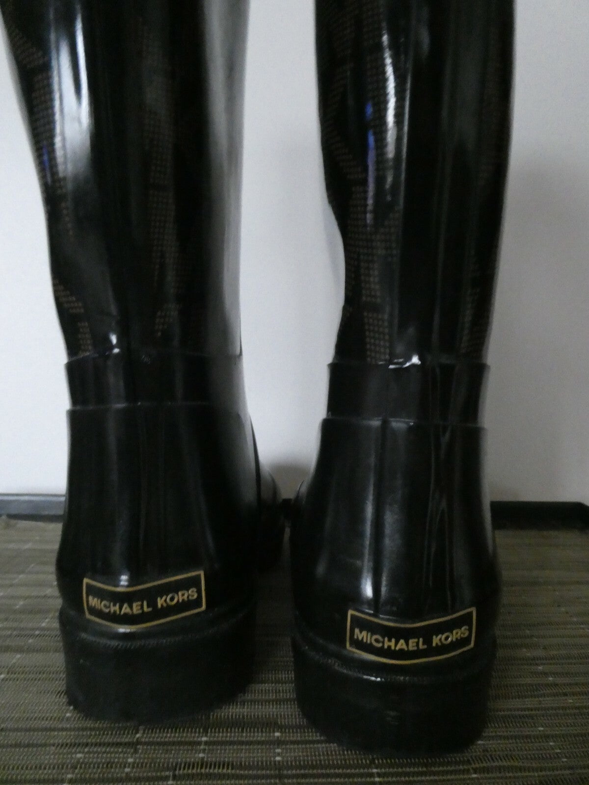 Michael Kors women's black/ brown round toe rain boots size 6M