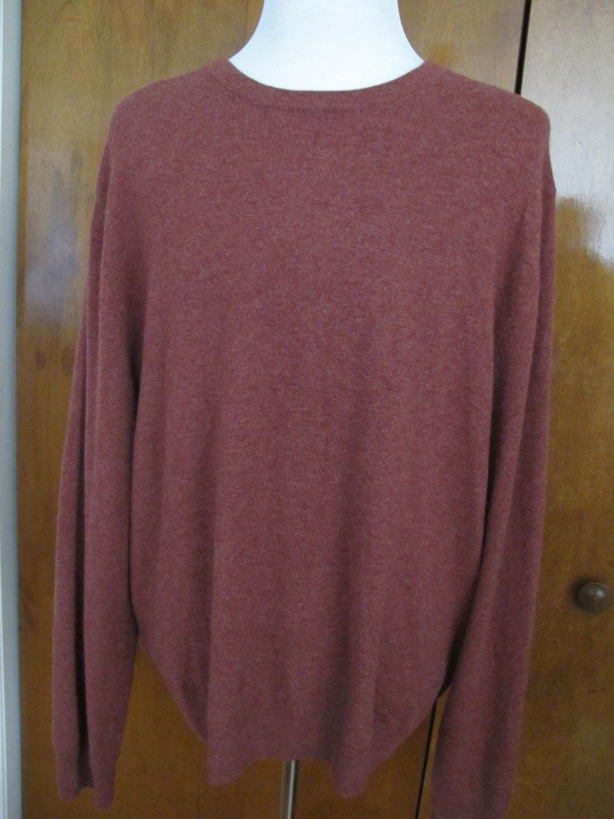 Bloomingdale's men's cinnamon cashmere crewneck sweater  XXL 