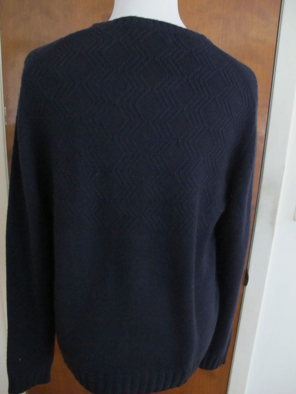 Bloomingdale's men's true navy cashmere sweater New