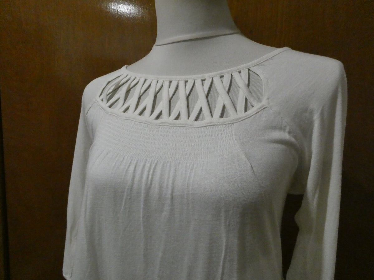 Vertigo Paris women's 3/4 sleeves ivory viscose detailed tunic top size medium