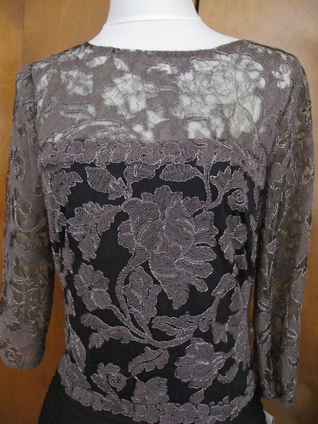 Tadashi Shoji women’s black with mesh A-Line New evening dress New