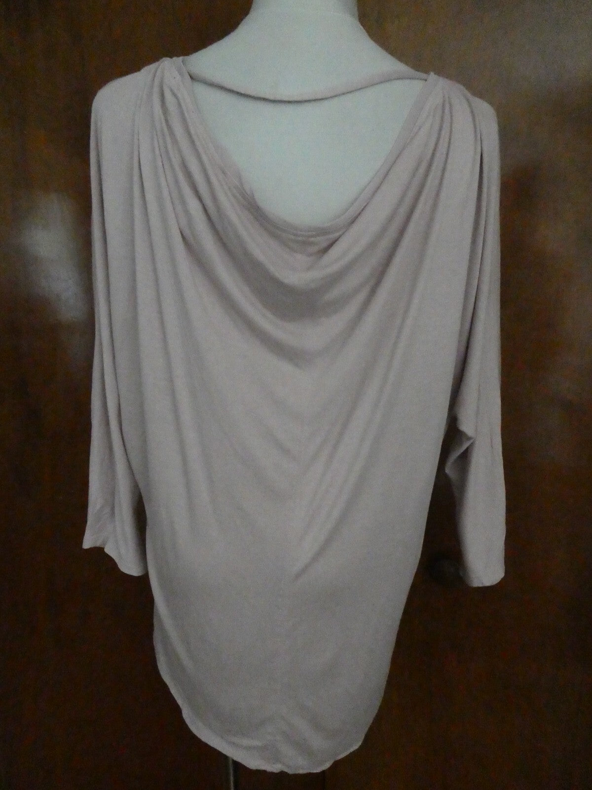 Gap women's light pink 100% rayon detailed top size Large 