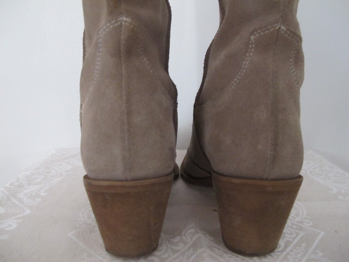 Chat Chat women's beige womens leather suede boots made in italy size 7