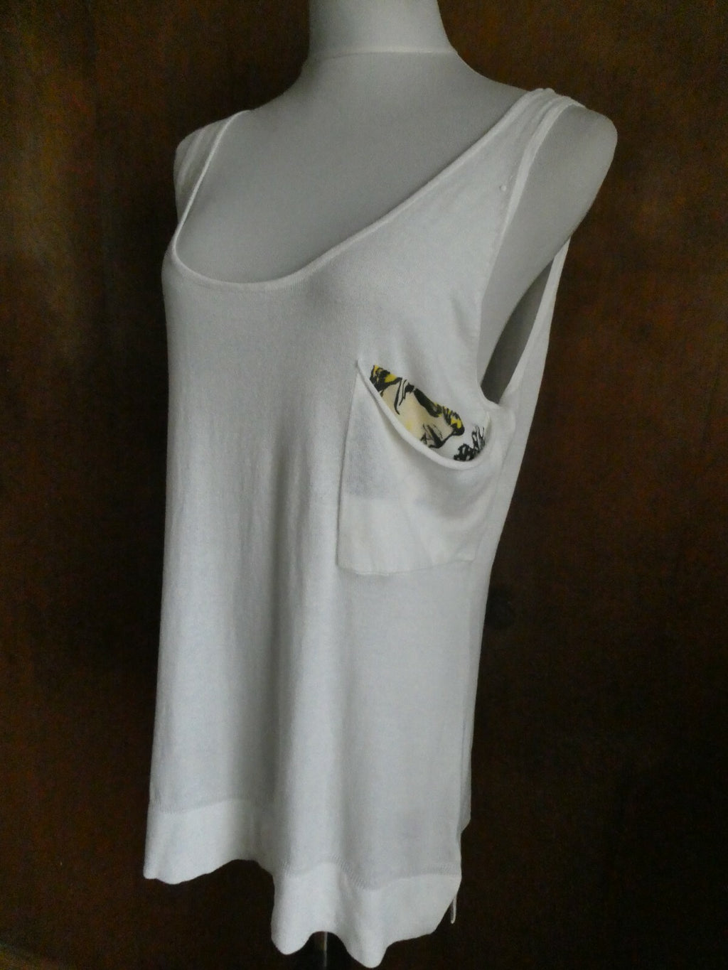 Smitten women's ivory soft cotton top size Large Style# S030236LM