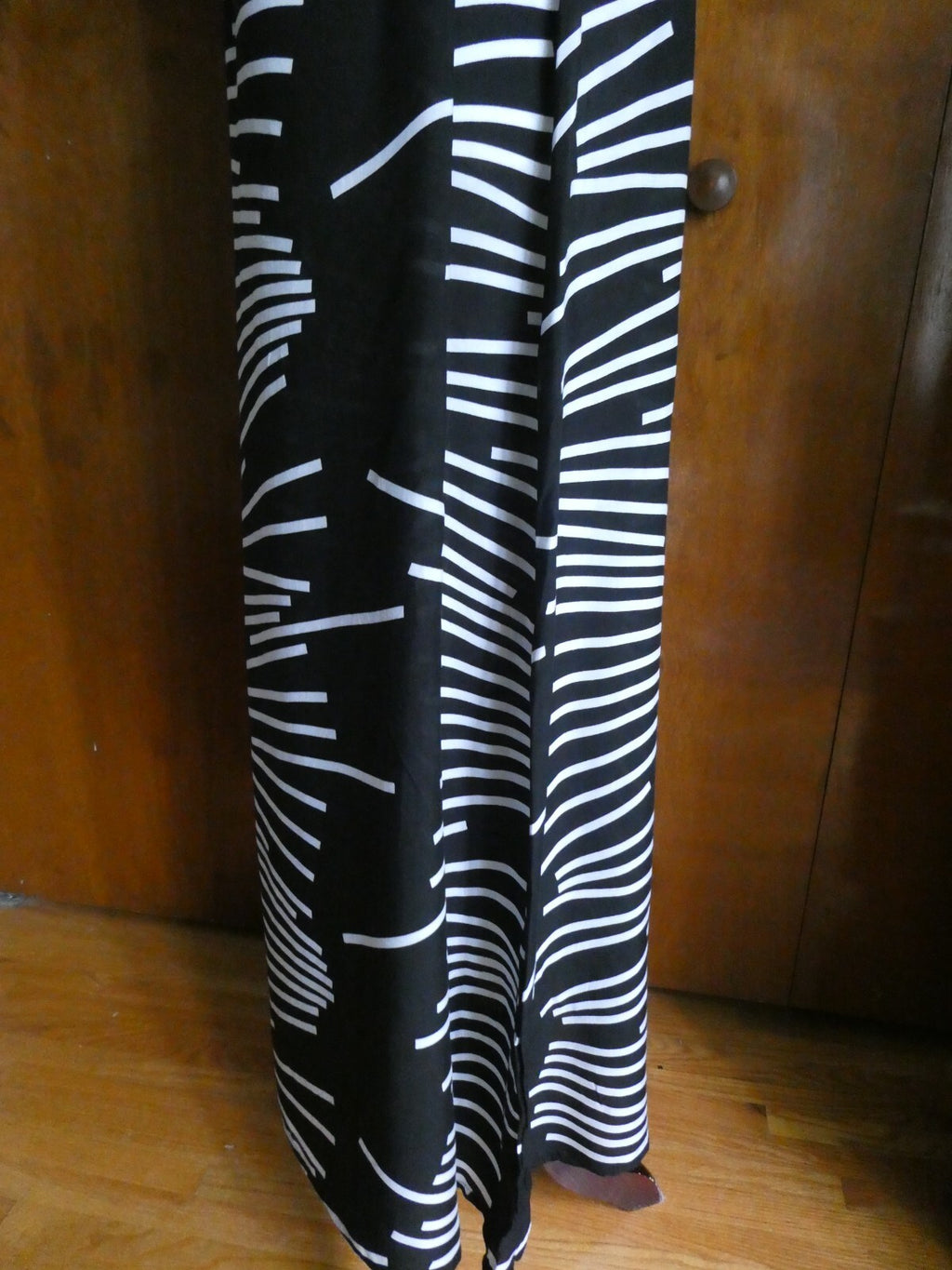 J.Stars Sexy Maxi Dress Off The Shoulders Ruffles Multi-Color Black/White L/XL