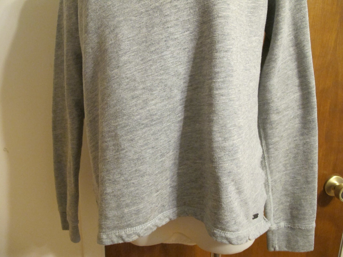 Abercrombie & Fitch women’s gray detailed long sleeves sweater size medium 