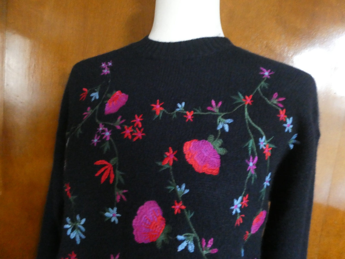 Bloomingdale's 100% Cashmere Floral Embroidered Sweater Navy Women's XS NWT